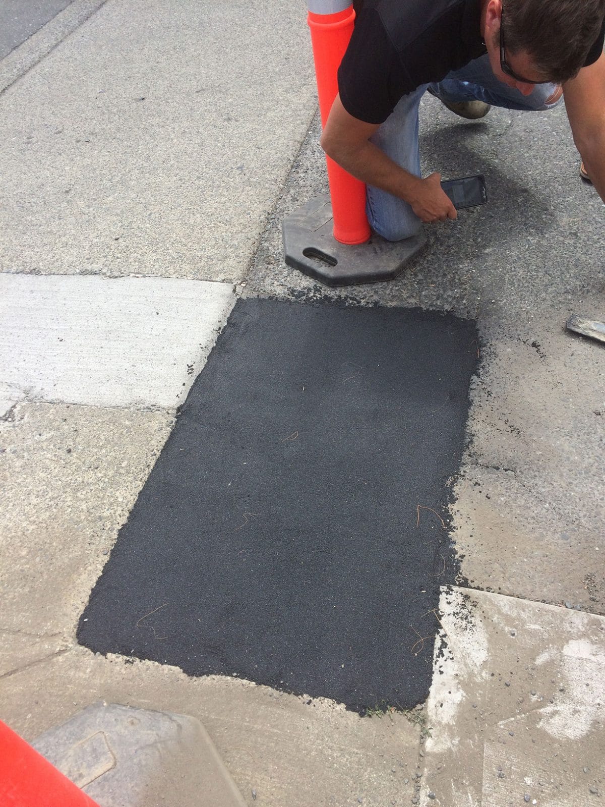 Pedestrian Zones-Pothole Repair-D4000-Image 1